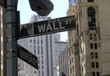 Nasdaq launches venture fund to forge FinTech deals