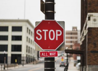 FlashFX improves onboarding with support from 4Stop