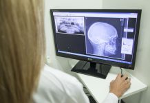 Jumio partners with ComplyAdvantage to support AML screening
