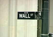 Big banks reinvest in Symphony Communications through new $165m round