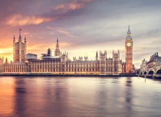 UK’s FCA extends SM&CR to FCA solo-regulated firms