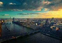 FCA issues rules for CMCs to ensure adverts are not misleading