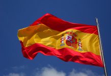 CaixaBank deploys quantum algorithm to streamline risk analysis
