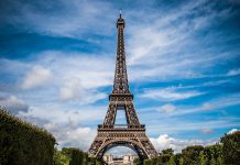 Bank of France governor calls for central banks to issue digital currency