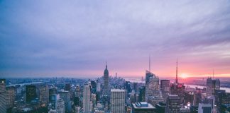 New York prohibits establishments declining cash payments