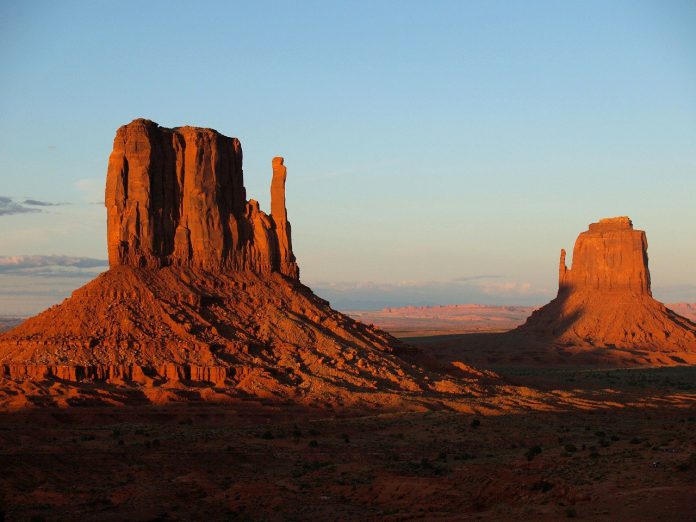 monument-valley-53637_1280
