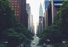 SEC votes to simplify financial disclosure requirements