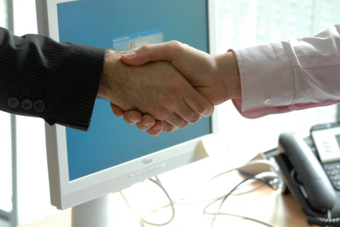 handshake-440959_1920 (10)