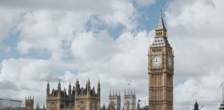 UK Treasury Committee calls for government action on fraud and scam surge