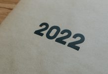 What are the key developing trends for AML compliance in 2022?