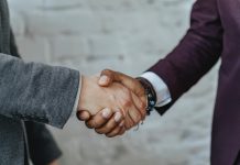 Broadcom set to snap up VMware in $61bn deal