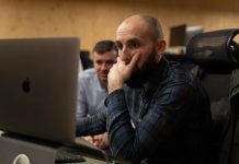 Financial services have less security flaws than others Financial services have less security flaws than others