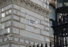 Liz Truss calls for City regulator merger in ‘war on technocrats’ Truss