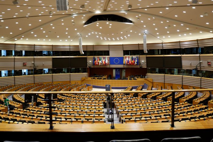 European Parliament votes for member states to reduce emissions by 2030 emissions