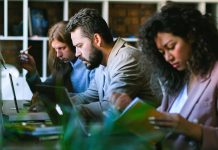 Balancing corporate growth and risk: A dive into modern governance principles corporate