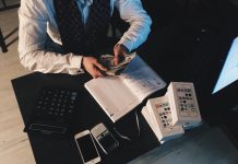 Lloyd’s and Moody’s link on new carbon accounting solution Moody's