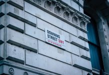 What’s going on with UK corporate governance and audit reform? With the future regarding UK corporate governance and audit reform seemingly as murky as ever, businesses are being forced to prepare compliance measures, for potential legislature reform that they don’t know will be indefinitely implemented. Diligent tries to unpick the jargon, and shed some light onto parliamentary proceedings.
