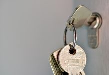 Unlock the advantages of ETFs: Trading flexibility, lower costs, and tax benefits Unlock the advantages of ETFs: Trading flexibility, lower costs, and tax benefits