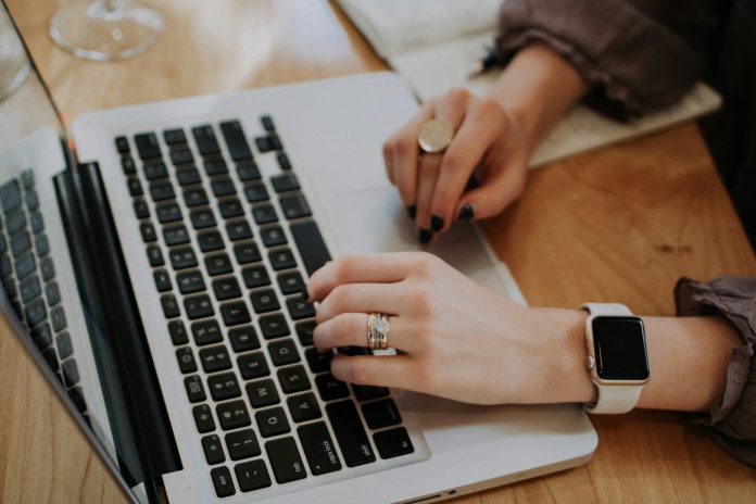 christin-hume-hBuwVLcYTnA-unsplash (4)