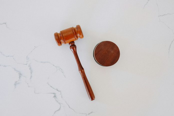 tingey-injury-law-firm-6sl88x150Xs-unsplash (7)