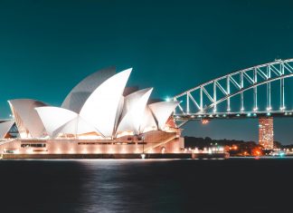 In 2024, the Australian Parliament passed the Anti-Money Laundering and Counter-Terrorism Financing (AML/CTF) Amendment Bill, significantly expanding the country’s financial regulatory framework. The legislation will bring approximately 100,000 additional businesses under the supervision of AUSTRAC, Australia’s financial intelligence agency. These newly included organisations fall into the category of so-called Tranche 2 entities. Moody's has put together a comprehensive guide outlining what these firms need to know by 2026.