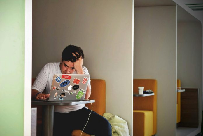 pexels-punttim-52608 compliance