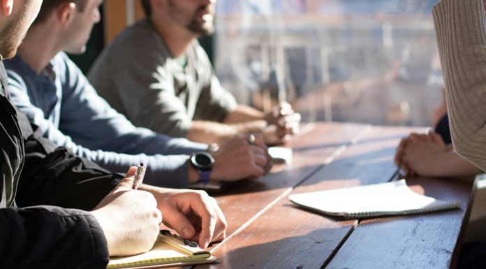 Experian and CleverChain team up on AI due diligence CleverChain