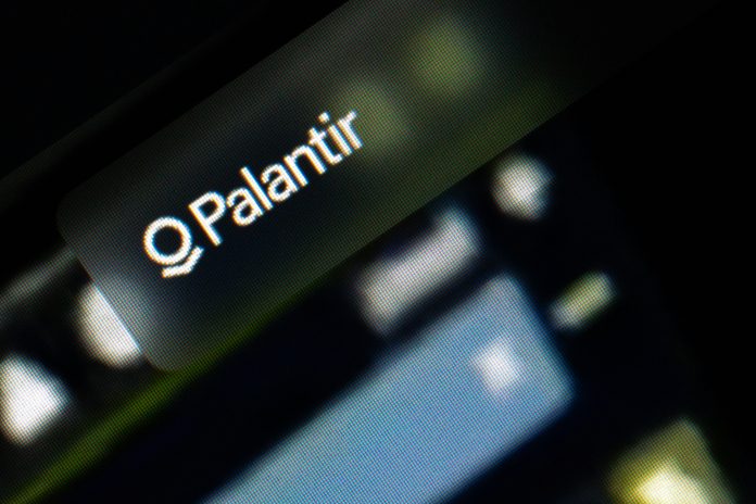 salvador-rios-U9y_TCFO9TA-unsplash Palantir