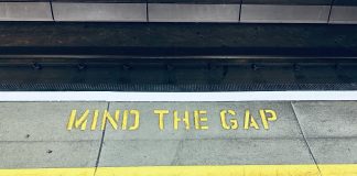 AI governance gap puts UK finance at risk AI