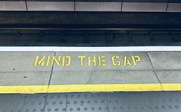 AI governance gap puts UK finance at risk AI