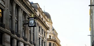UK bank loyalty at risk as AML failures drive switching AML