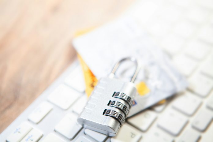 sasun-bughdaryan-IvpW78GK6iE-unsplash fraud
