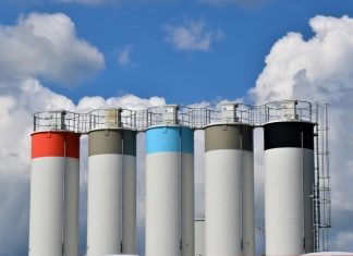Why siloed risk scoring leaves firms dangerously exposed risk