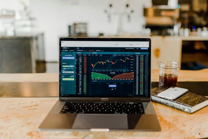austin-distel-DfjJMVhwH_8-unsplash (2) Luware