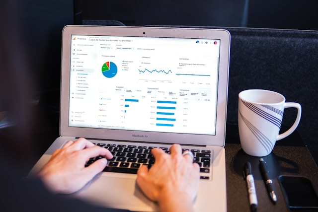 myriam-jessier-eveI7MOcSmw-unsplash (3) Hawk expands global partner network with new portal