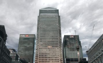 Why banks are rethinking risk and regulatory reporting Why banks are rethinking risk and regulatory reporting