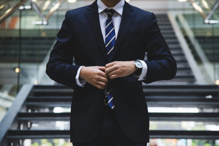 hunters-race-MYbhN8KaaEc-unsplash (6) Mitek