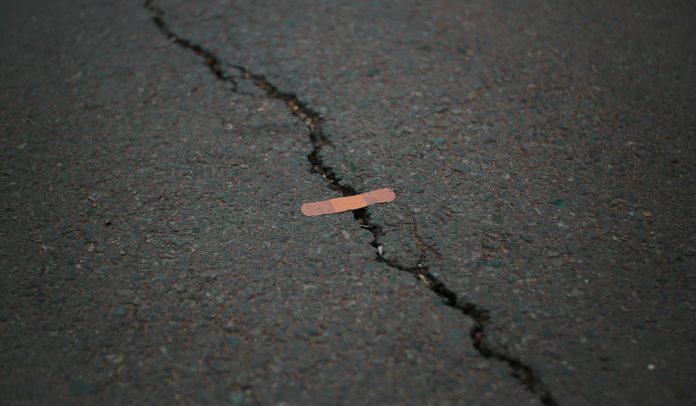 luis-villasmil-jPpHpgWNCKs-unsplash (1) financial crime
