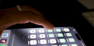 Why banks risk falling behind on AI compliance agents