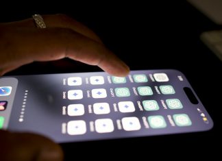 Why banks risk falling behind on AI compliance agents