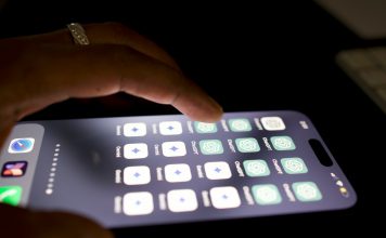 Why banks risk falling behind on AI compliance agents