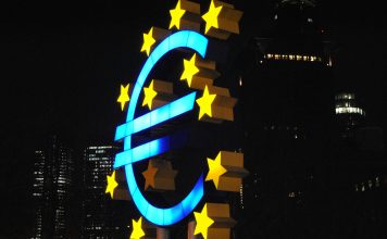 Cash still leads as euro area mobile payments surge Cash