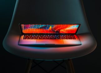 LexisNexis bets on AI that retrains itself to stop fraud LexisNexis bets on AI that retrains itself to stop fraud