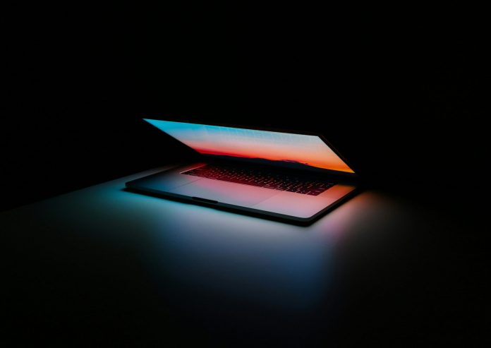ales-nesetril-Im7lZjxeLhg-unsplash (11) KYB